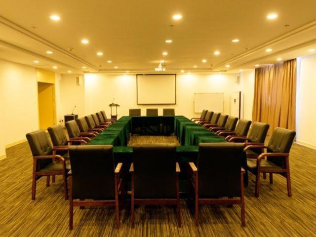 Jinjiang Inn Xianning Yinquan Avenue Hot Spring Hotel Ngoại thất bức ảnh